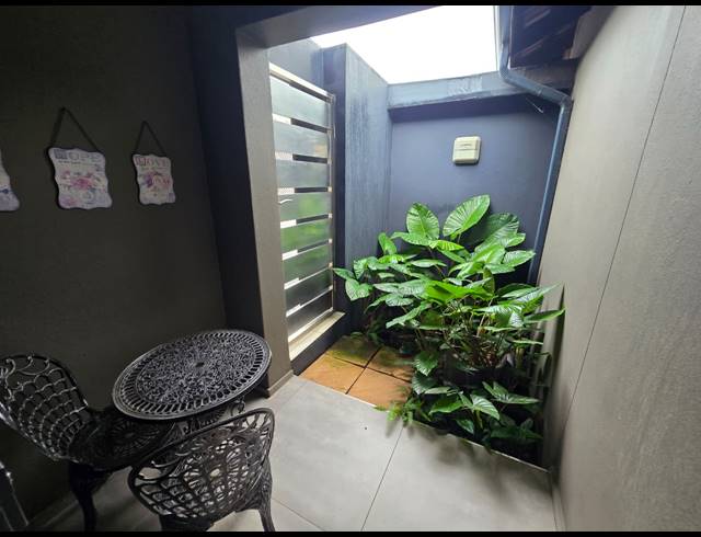5 BEDROOM HOUSE FOR SALE IN THREE RIVERS EAST